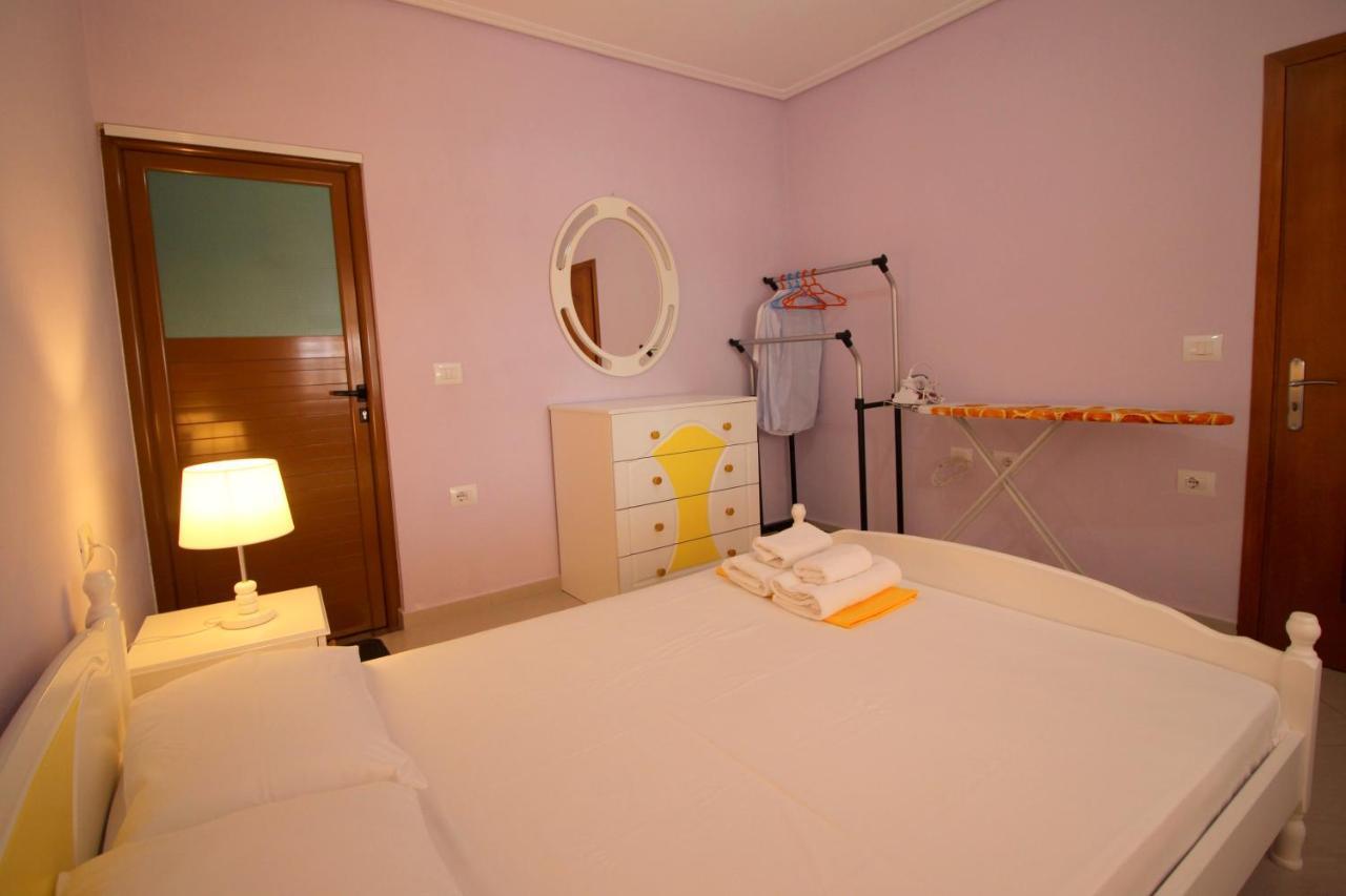Villa 24 Sarandë 외부 사진